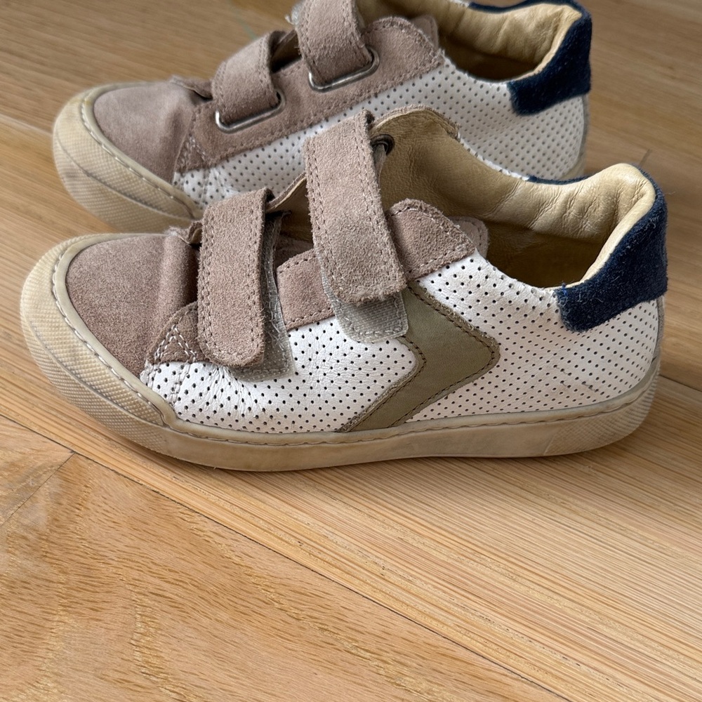Naturino Kids Shoes with Velcro Straps